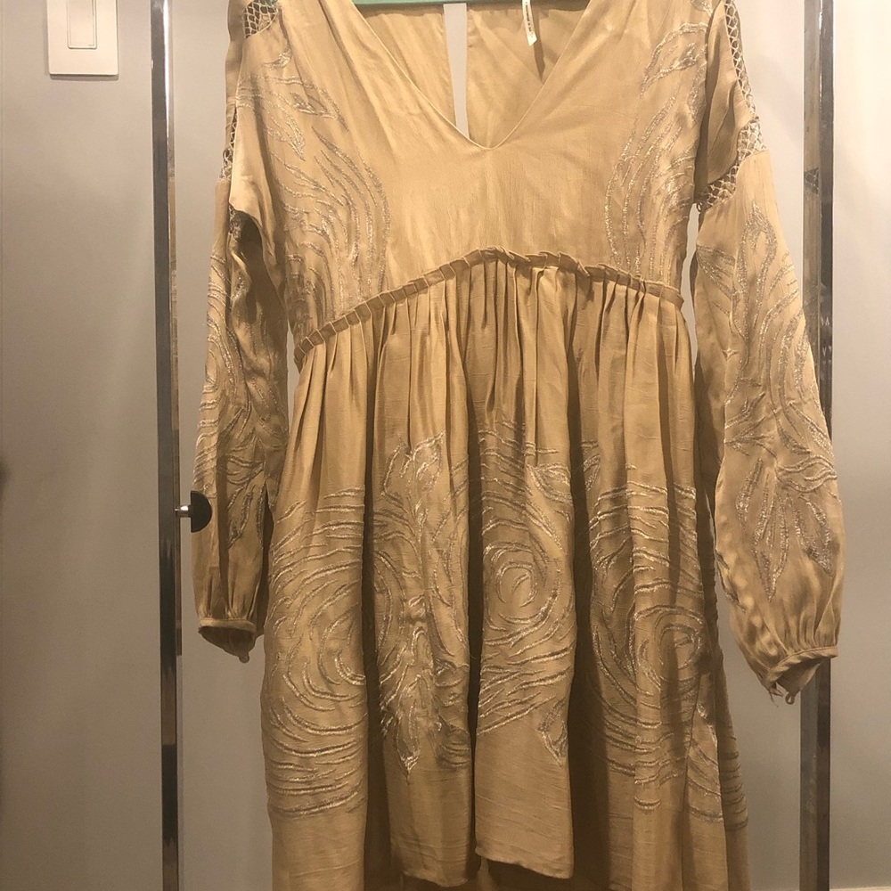 Free people dress.  Size 4.  Cream color with silver details. - Picture 2 of 15
